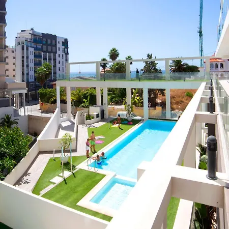 I-1 By Interhome شقة
